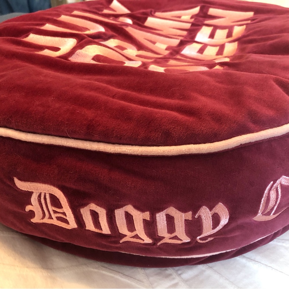 Juicy Crittoure Drama Queen Velour Dog Bed - Pink on Burgundy